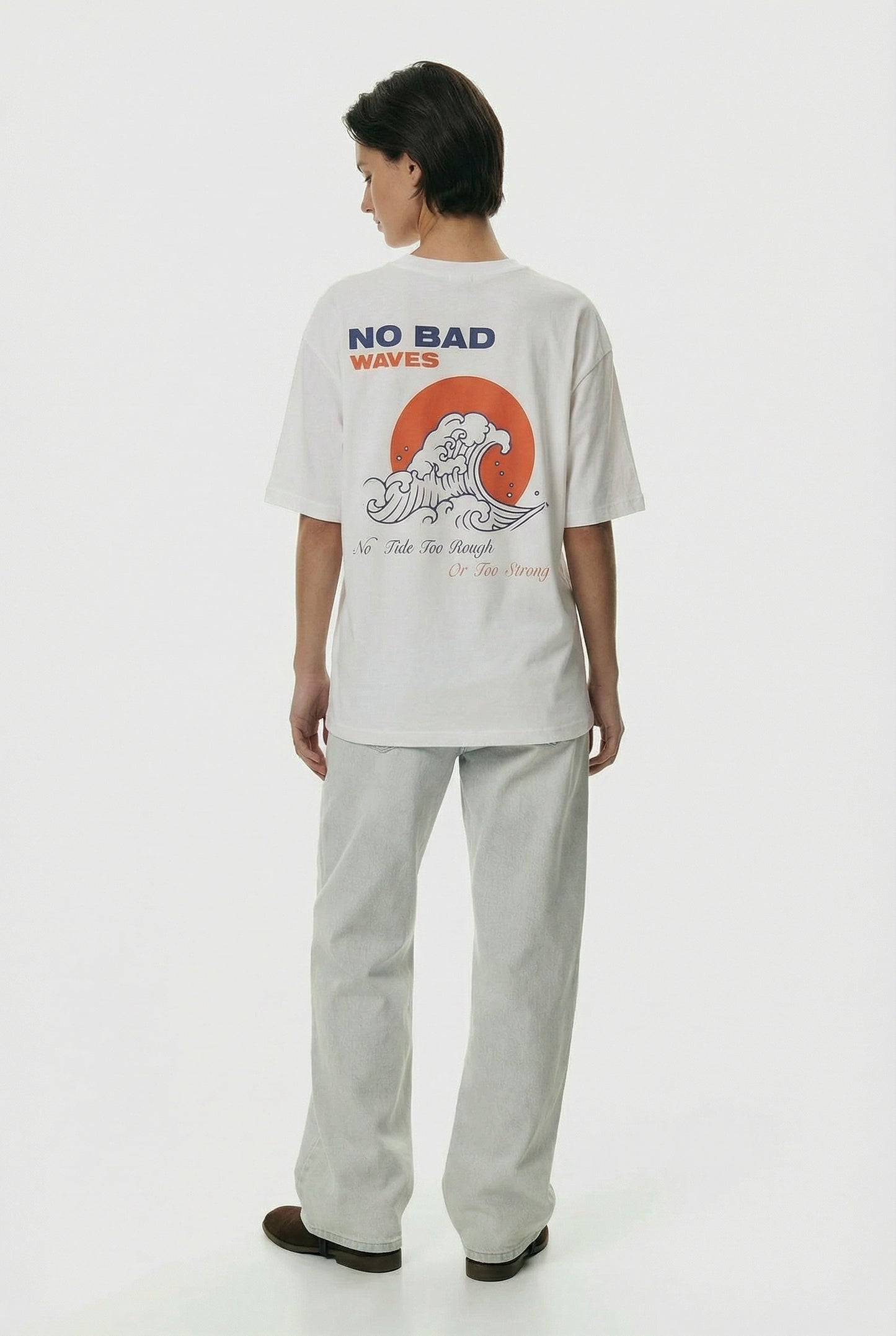 NO BAD WAVES BOXY FIT OVERSIZED TSHIRT - Shade Of You