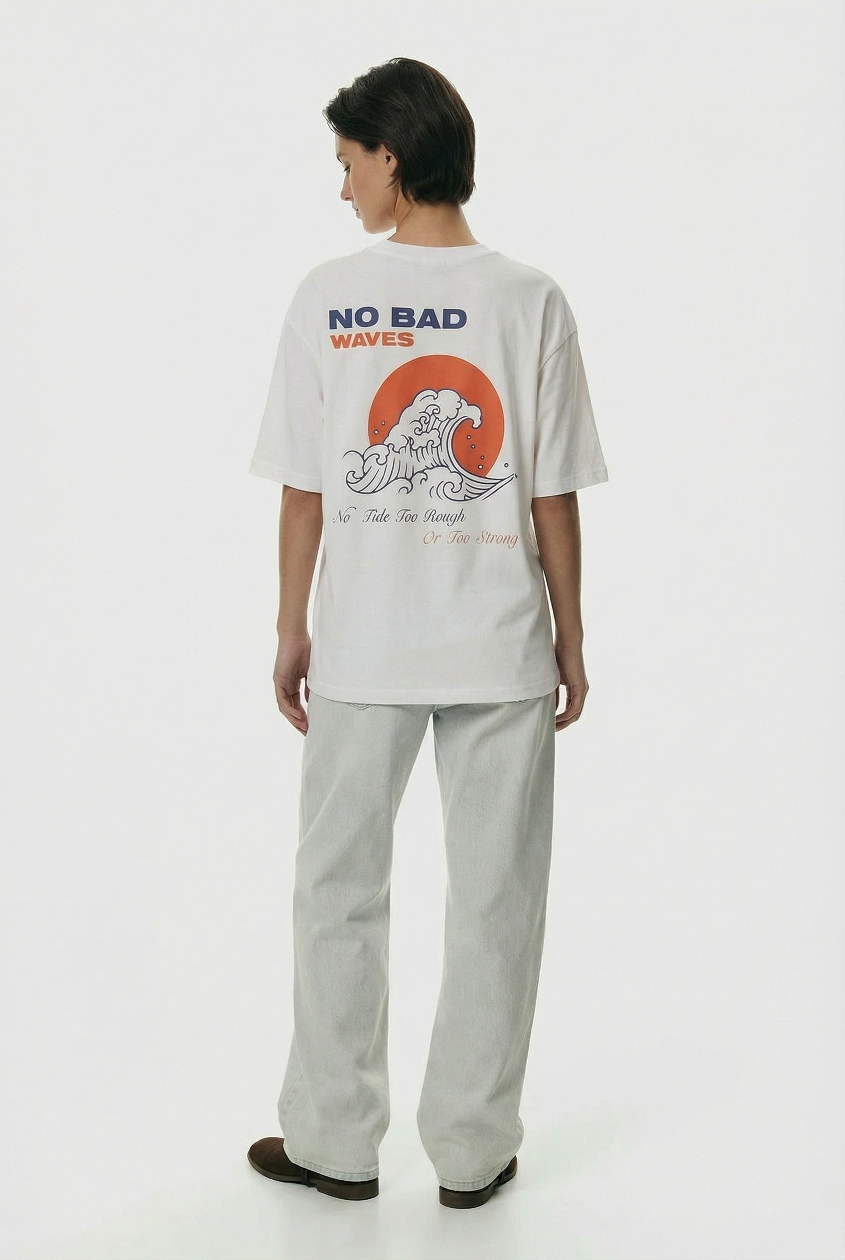 NO BAD WAVES BOXY FIT OVERSIZED TSHIRT - Shade Of You
