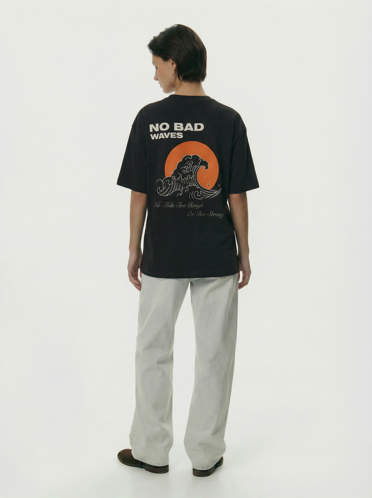 NO BAD WAVES BOXY FIT OVERSIZED TSHIRT - Shade Of You